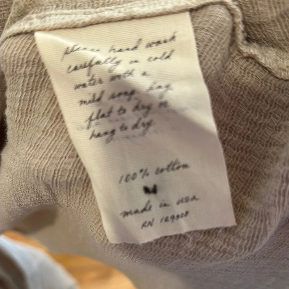 New, never worn. Gorgeous Tan Women's Button-Up shirt dress. Made in USA - Picture 3 of 5